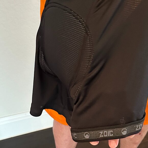 ZOIC Ether Shell Bike Shorts with Padded Liner Shorts- 36-38 - Picture 13 of 16